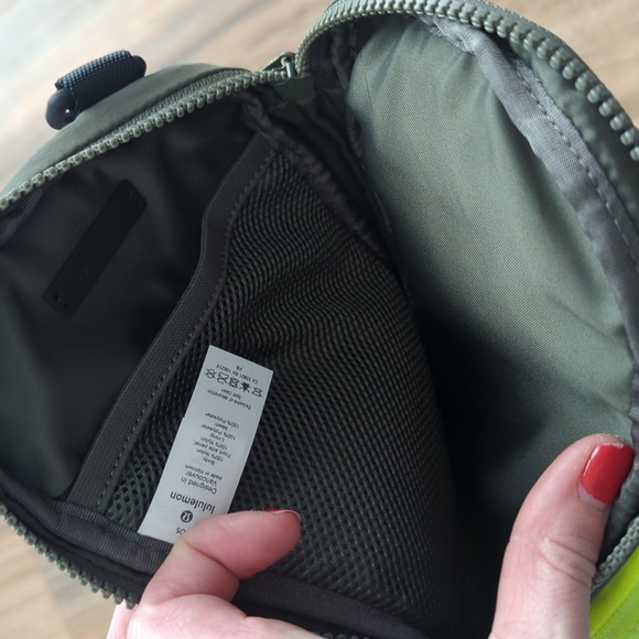 lululemon athletica Navy Blue, Green And Chartreuse Sling Bag. NWOT - Picture 6 of 11